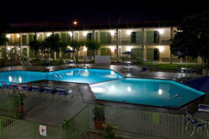 Pool 18 of 24