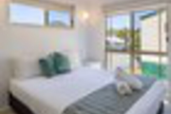 Room 32 of 132