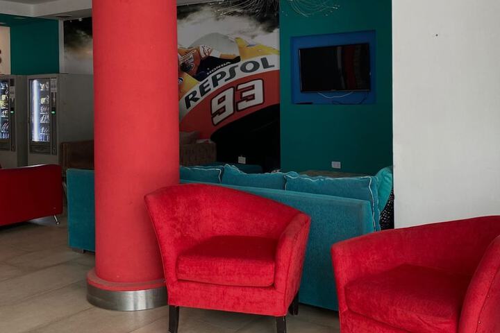 Room 14 of 20