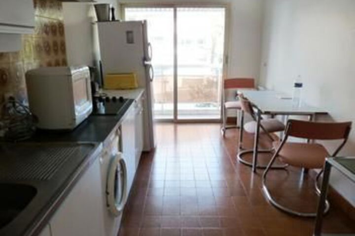 Room 16 of 22