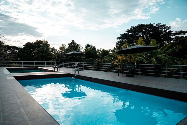 Pool 17 of 26