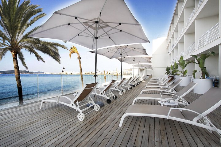 Sundeck