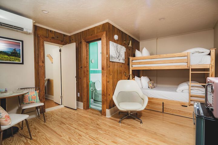 Room 55 of 102