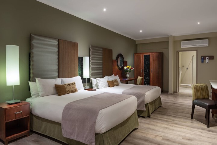 Room 14 of 75