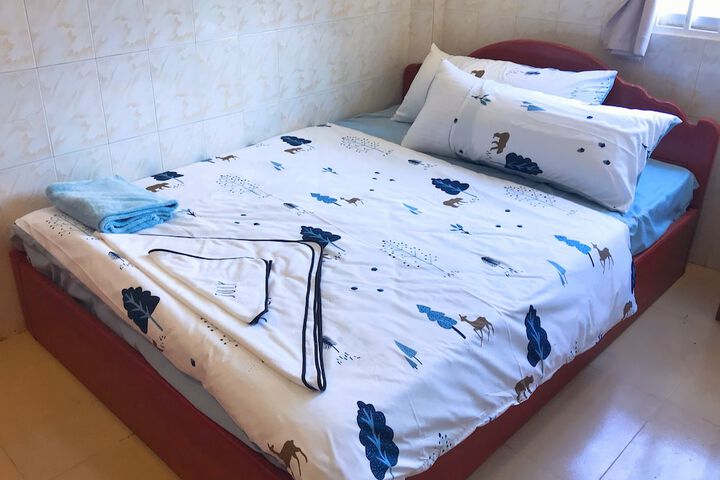 Room 7 of 62