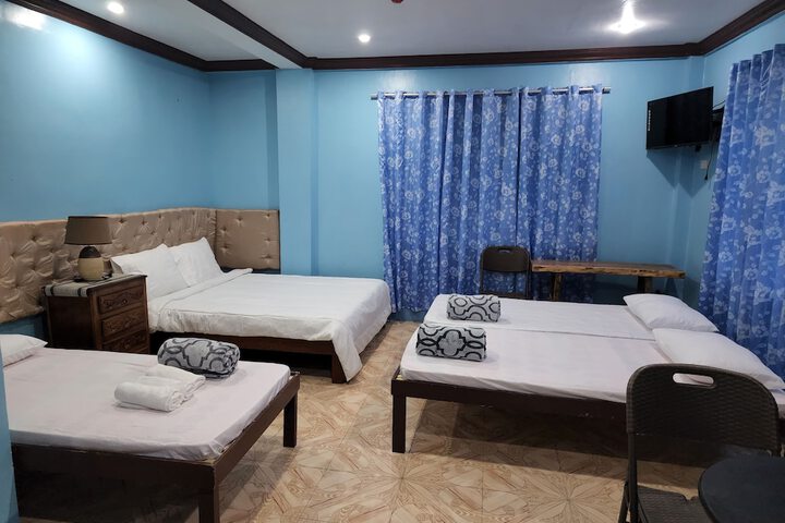 Room 7 of 19