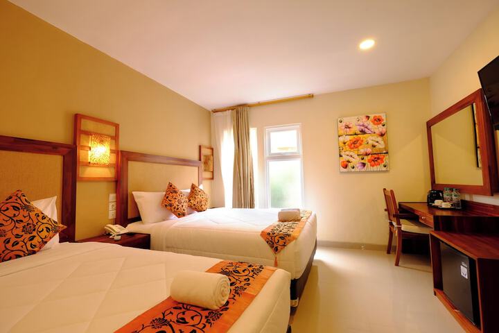 Room 14 of 77