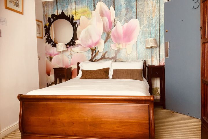 Room 22 of 42