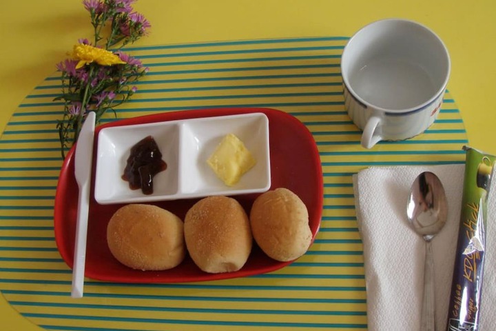 Dining 33 of 46