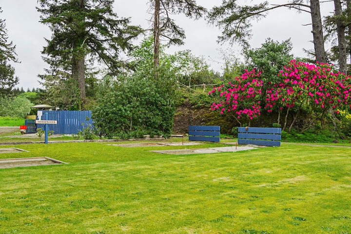 Property Grounds 31 of 38