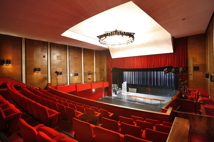Theater show