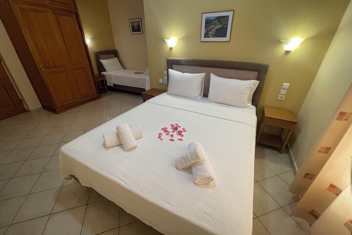 Room 46 of 145