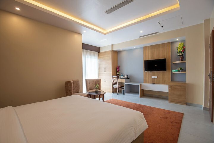 Hotel Palm International by Pipal