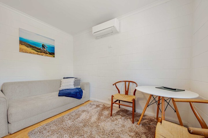 Room 25 of 46