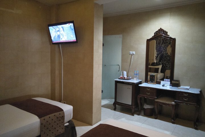 Room 15 of 57