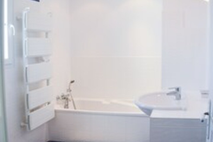 Room 4 of 22