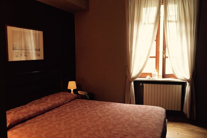 Room 7 of 64