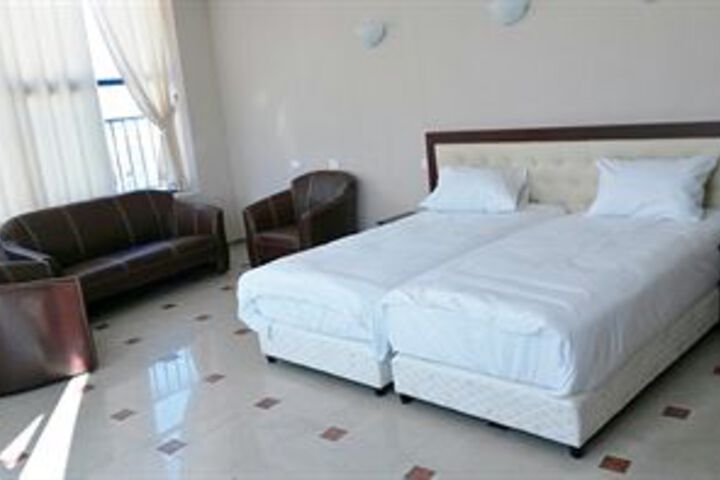Room 21 of 46