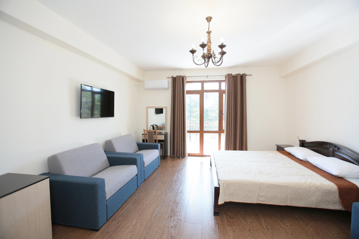 Room 16 of 23