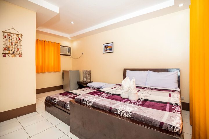 Room 10 of 42