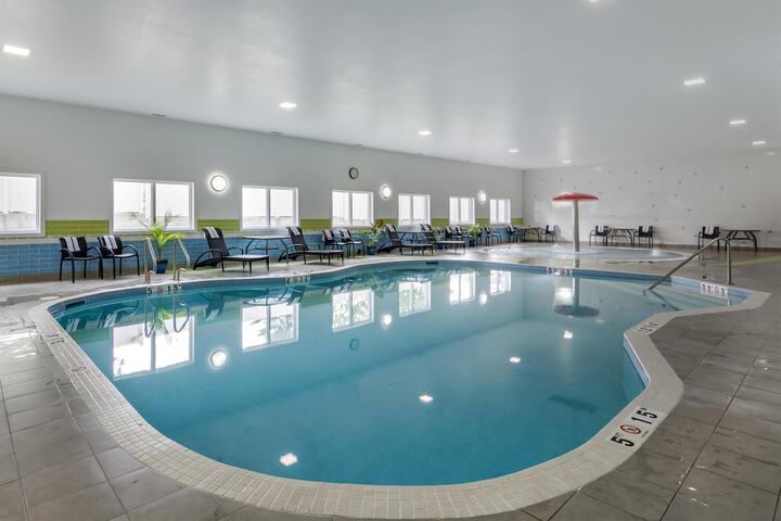 Pools & Facilities