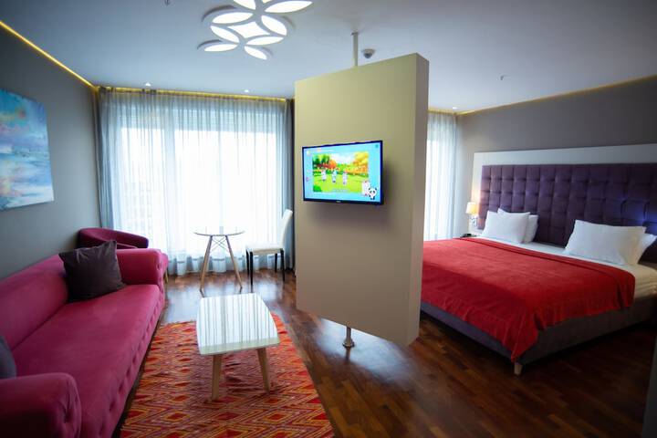 Room 55 of 253