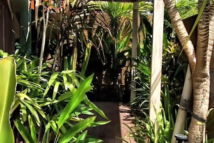 Hotel Entry