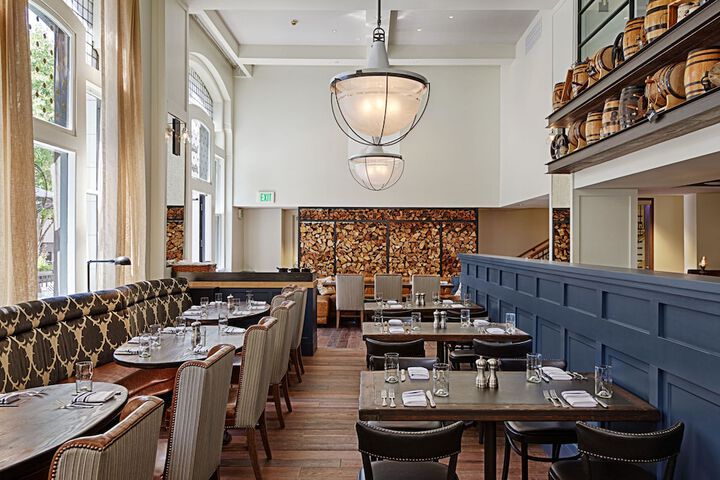 Dining 80 of 138