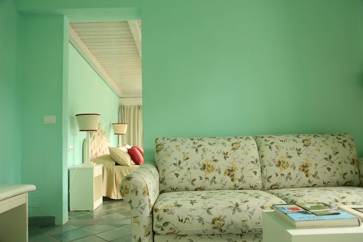 Room 35 of 40