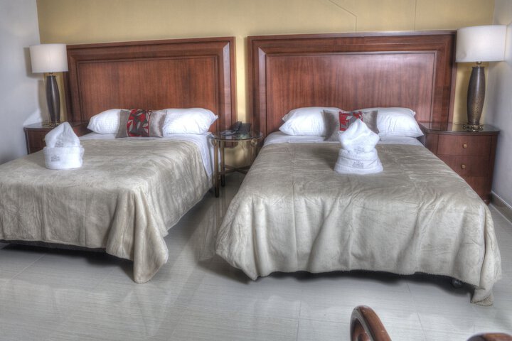 Room 10 of 35