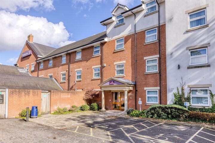 Premier Inn Birmingham Central Hagley Road