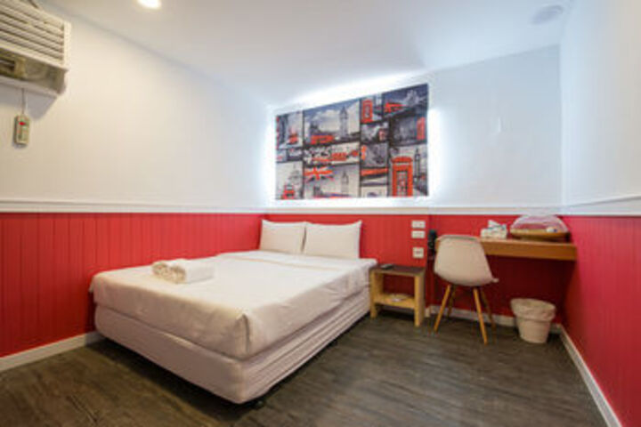 Room 22 of 39