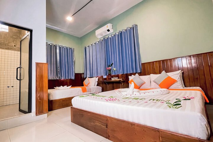 Room 10 of 79