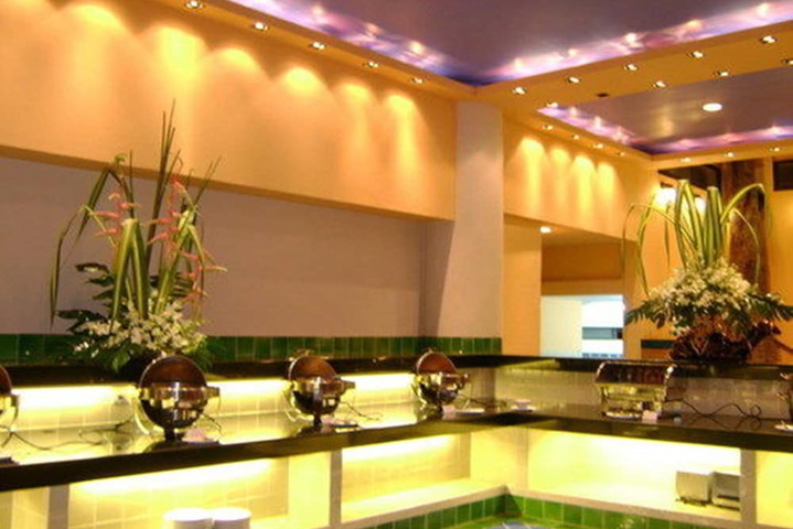 Dining 86 of 149