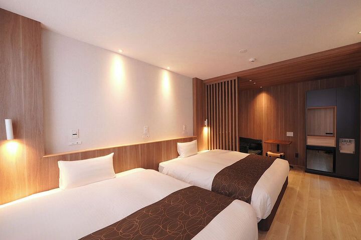 Room 47 of 82