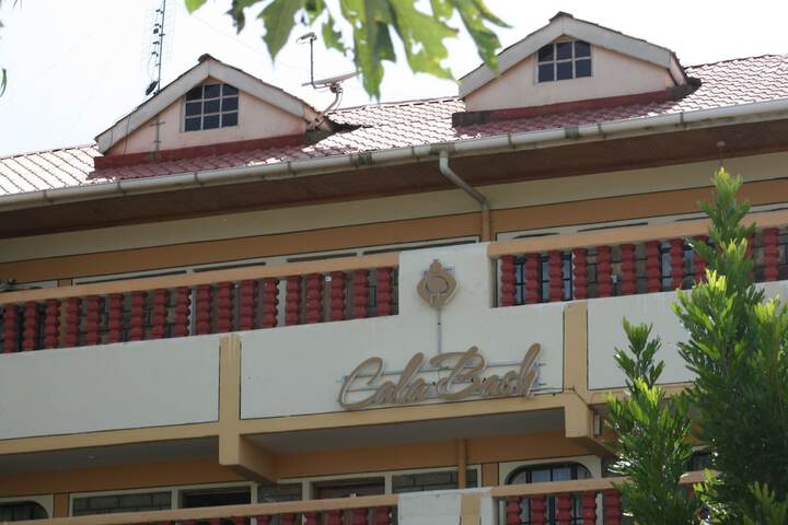 Hotel 42 of 43