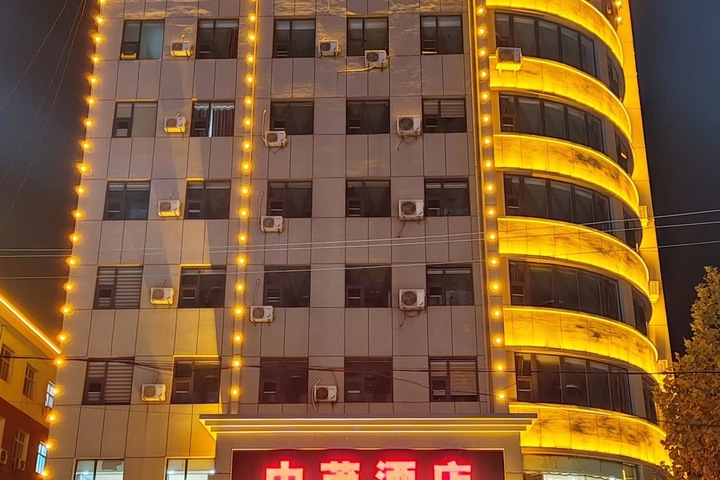 Hotel 5 of 42