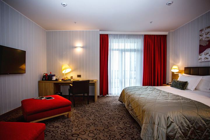 Room 18 of 57