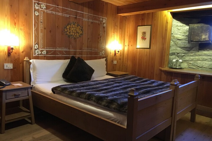 Room 15 of 71