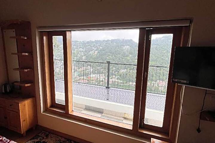 WoodPeak Hotel Nainital