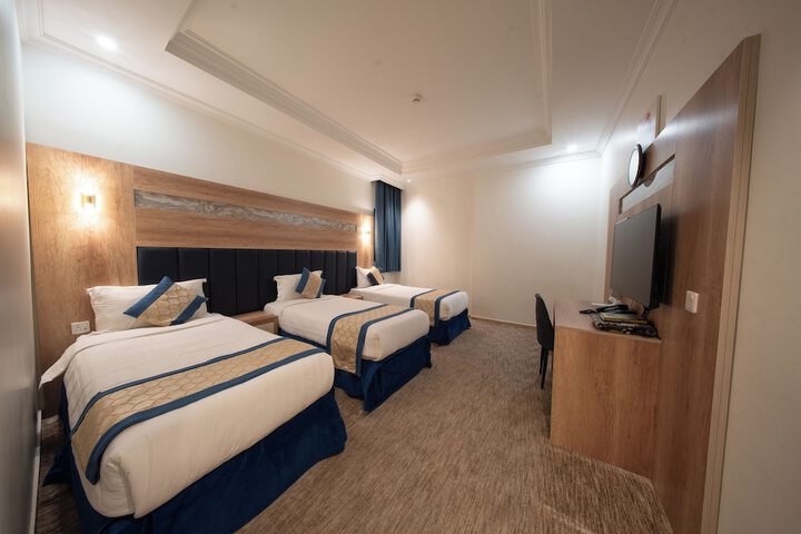 Room 15 of 53