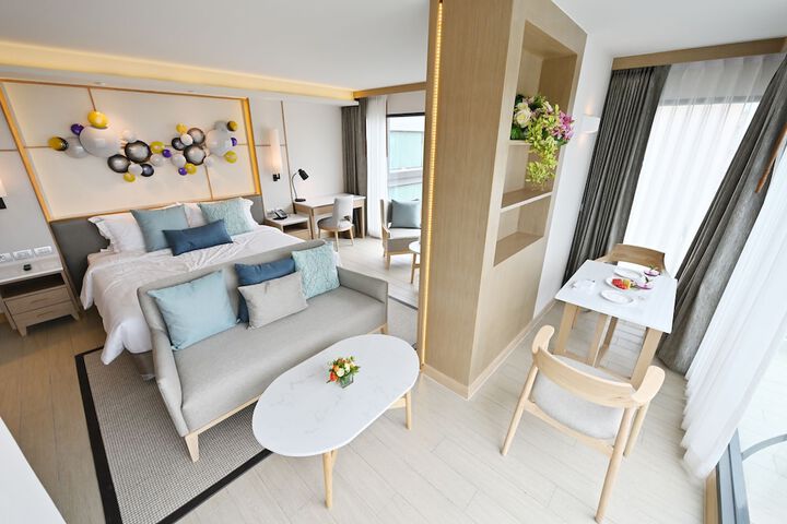Room 45 of 165
