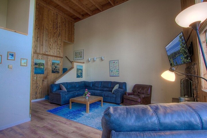 Room 8 of 17
