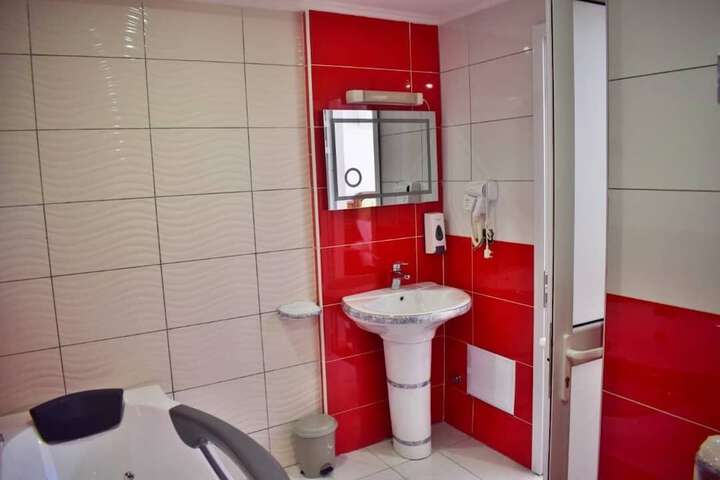 Room 20 of 23