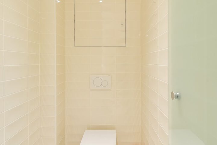 Room 2 of 15