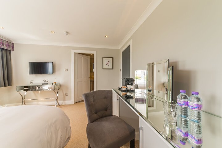 Room 3 of 42