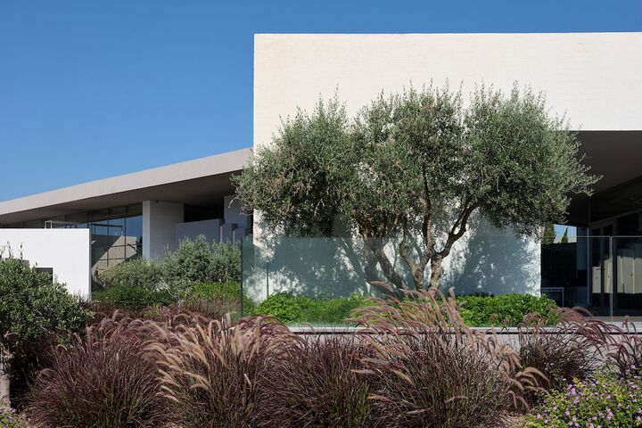 Hotel Exterior 201 of 225