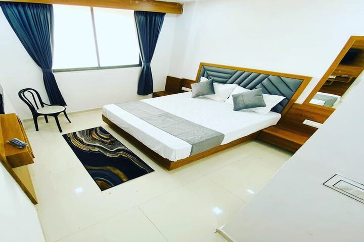 Room 15 of 43