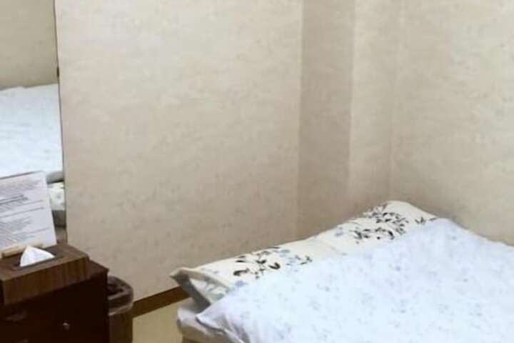 Room 21 of 54