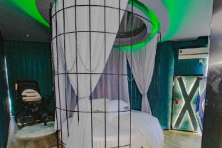 Room 20 of 22